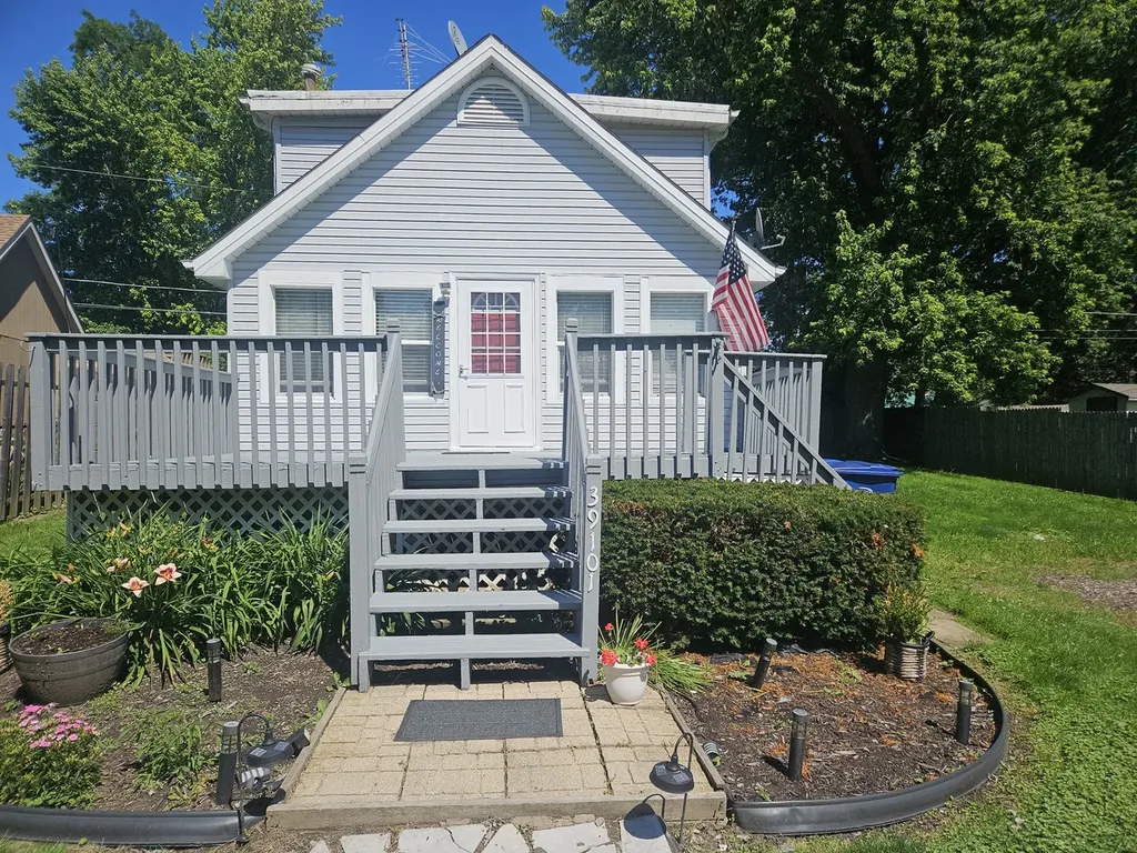 39101 North Walnut Street Lake Villa IL 60046