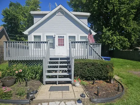 39101 North Walnut Street Lake Villa IL 60046