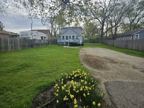 39101 North Walnut Street Lake Villa IL 60046