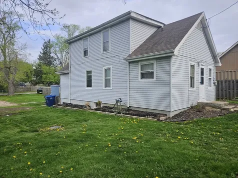 39101 North Walnut Street Lake Villa IL 60046