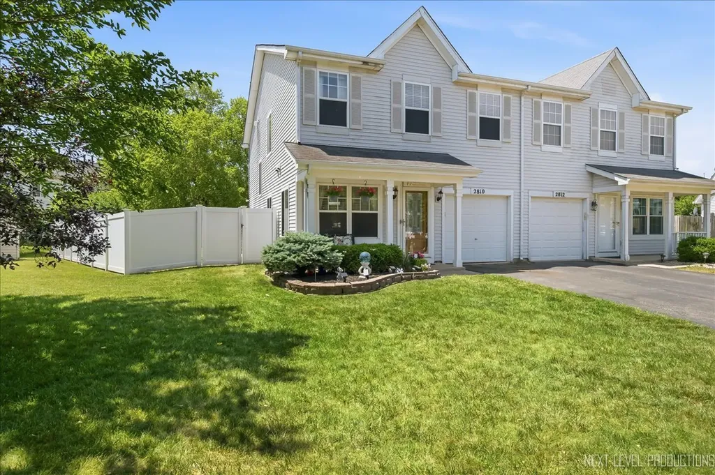 2810 Ledgestone Court Naperville IL 60564
