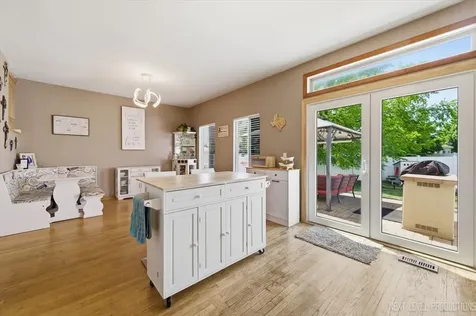 2810 Ledgestone Court Naperville IL 60564