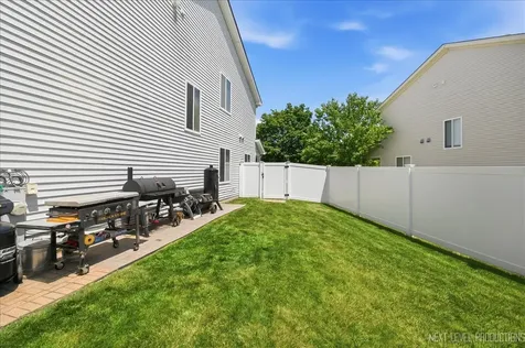 2810 Ledgestone Court Naperville IL 60564