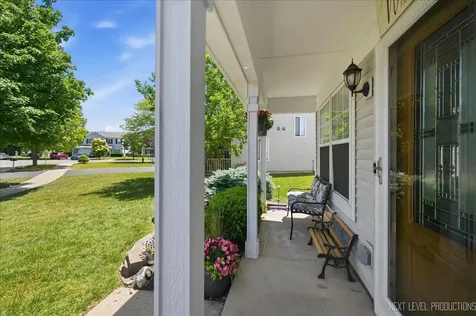 2810 Ledgestone Court Naperville IL 60564