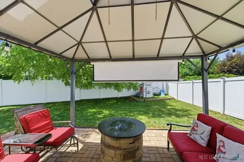 2810 Ledgestone Court Naperville IL 60564