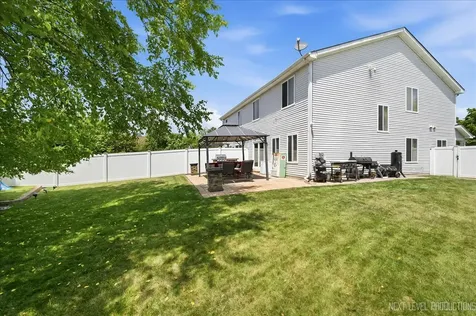 2810 Ledgestone Court Naperville IL 60564