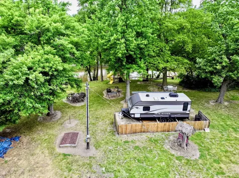 2883 East Twp Rd 407 Road Iroquois IL 60945
