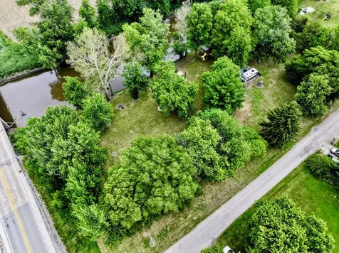 2883 East Twp Rd 407 Road Iroquois IL 60945
