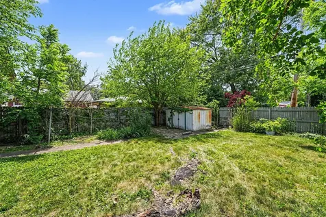 988 Wentworth Avenue Calumet City IL 60409