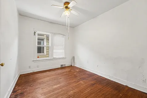 988 Wentworth Avenue Calumet City IL 60409