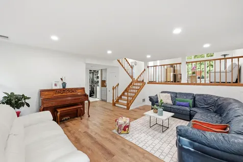 4310 Forest Glen Drive Hoffman Estates IL 60192