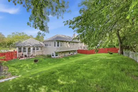 4310 Forest Glen Drive Hoffman Estates IL 60192