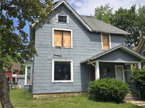 411 Grant Place Aurora IL 60505