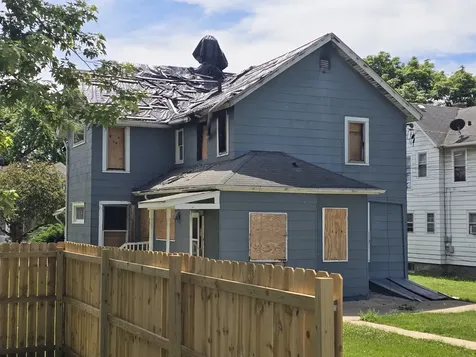 411 Grant Place Aurora IL 60505