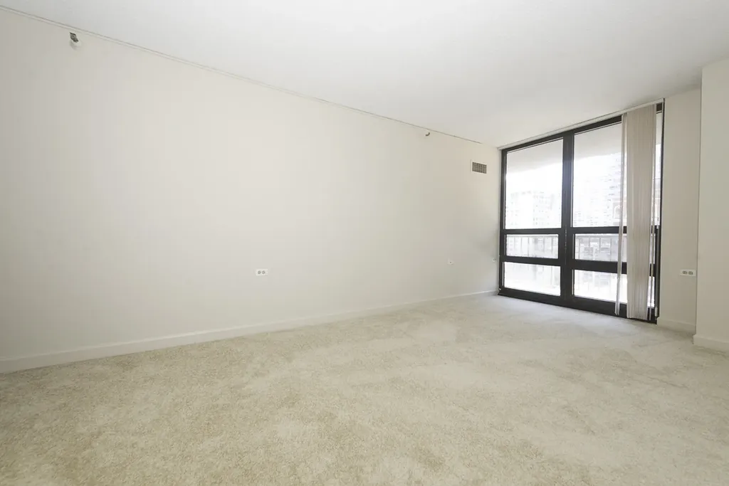 10 East Ontario Street Chicago IL 60611