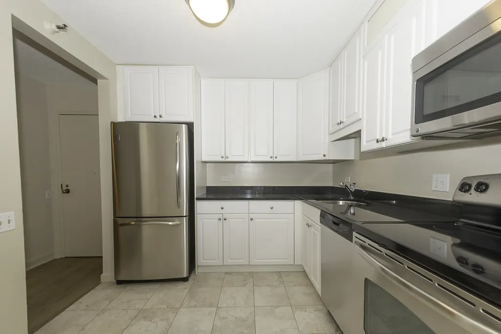 10 East Ontario Street Chicago IL 60611