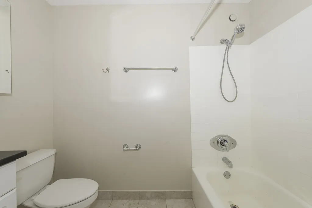10 East Ontario Street Chicago IL 60611