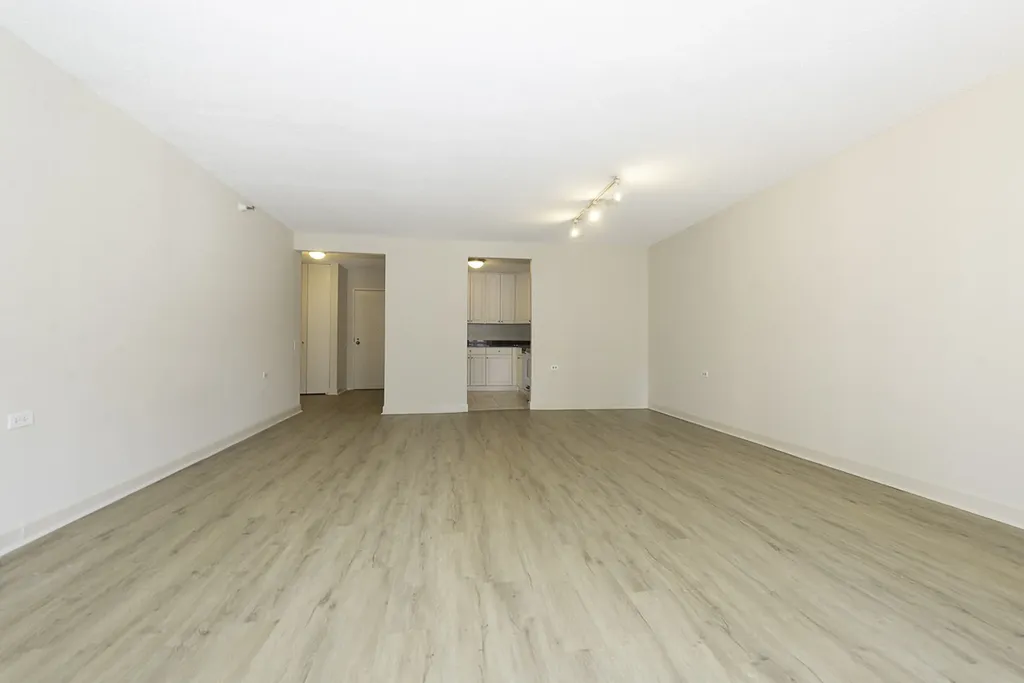 10 East Ontario Street Chicago IL 60611