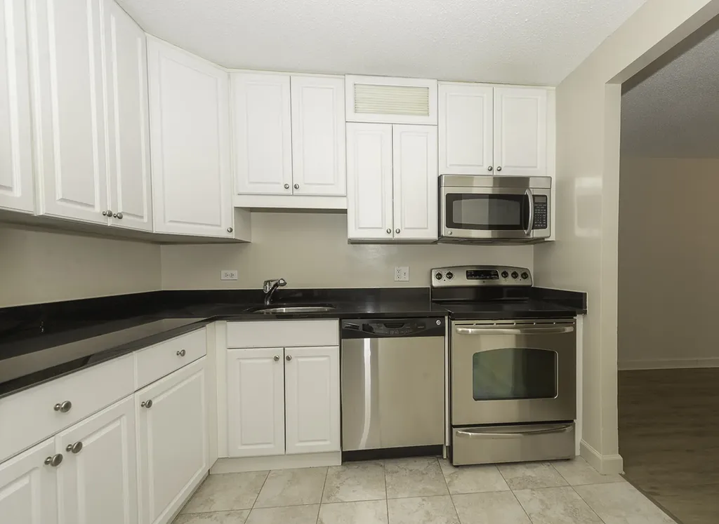 10 East Ontario Street Chicago IL 60611