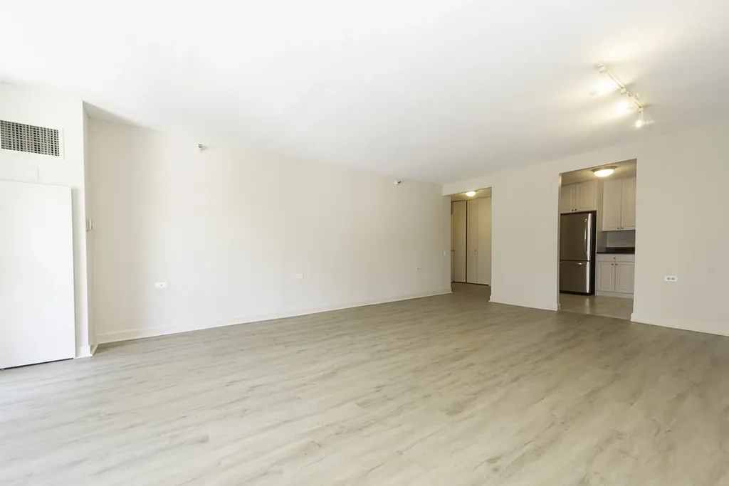 10 East Ontario Street Chicago IL 60611