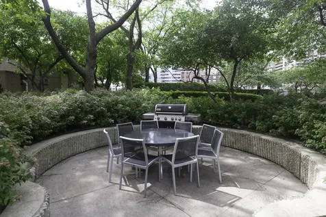 10 East Ontario Street Chicago IL 60611