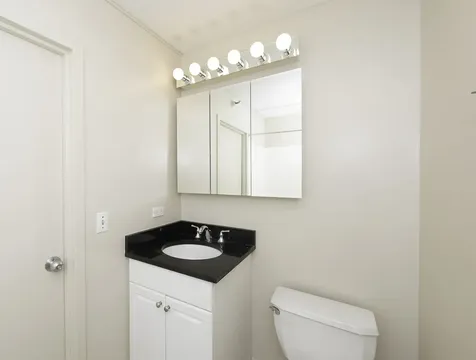10 East Ontario Street Chicago IL 60611