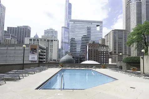 10 East Ontario Street Chicago IL 60611