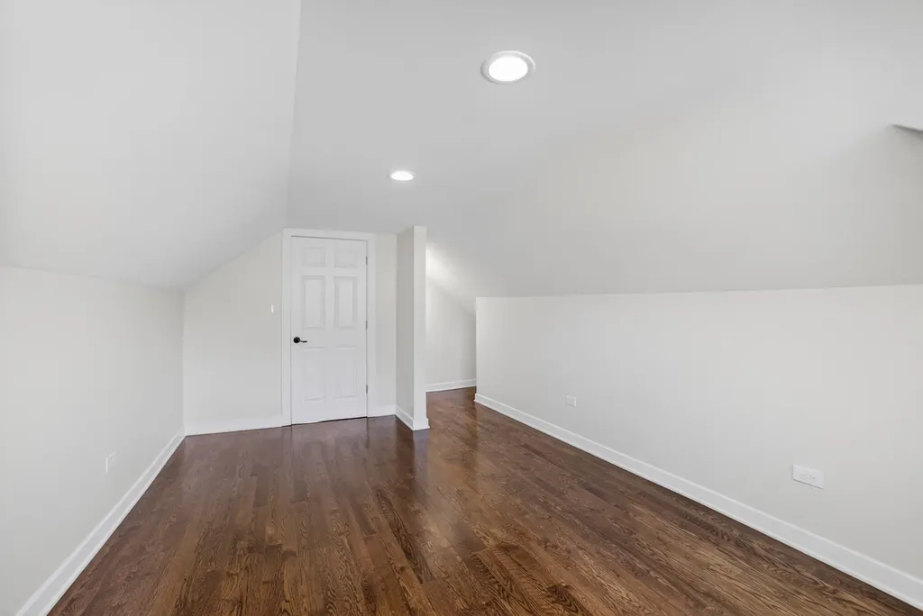 9112 South Aberdeen Street Chicago IL 60620