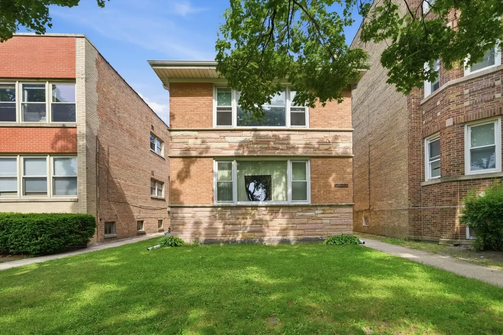 8135 Keating Avenue Skokie IL 60076