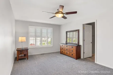 221 Willington Way Oswego IL 60543