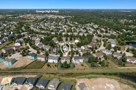 221 Willington Way Oswego IL 60543