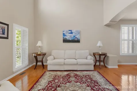 221 Willington Way Oswego IL 60543