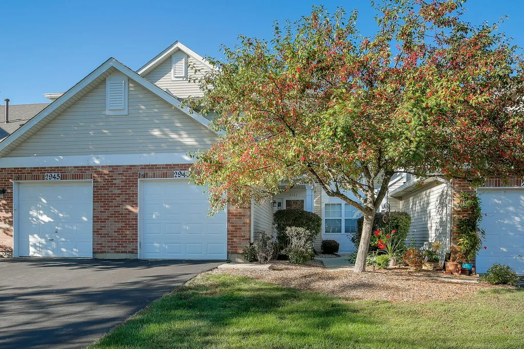 2943 Kentshire Circle Naperville IL 60564
