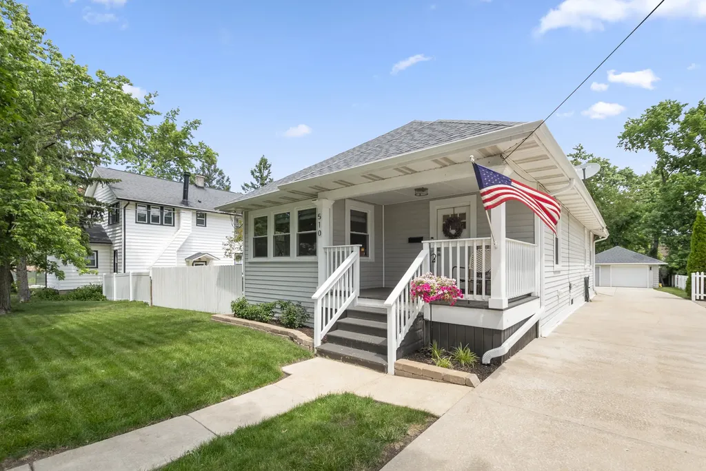 510 East 13th Street Lockport IL 60441