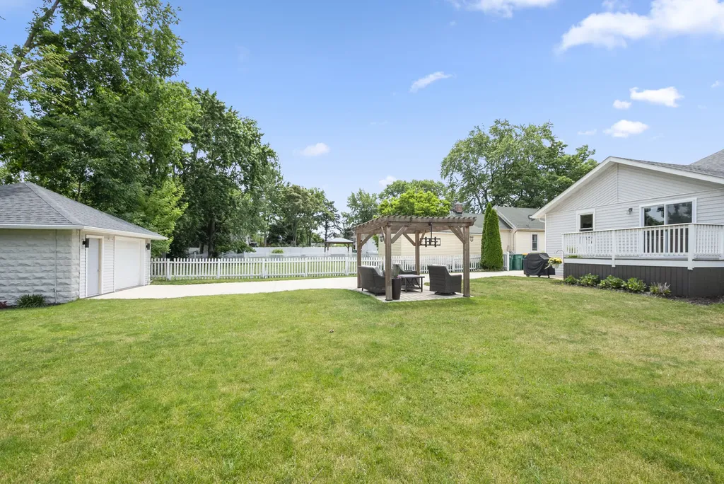 510 East 13th Street Lockport IL 60441