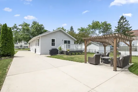 510 East 13th Street Lockport IL 60441