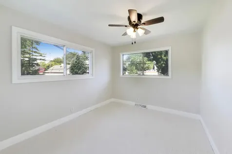 123 Boulder Hill Pass Montgomery IL 60538