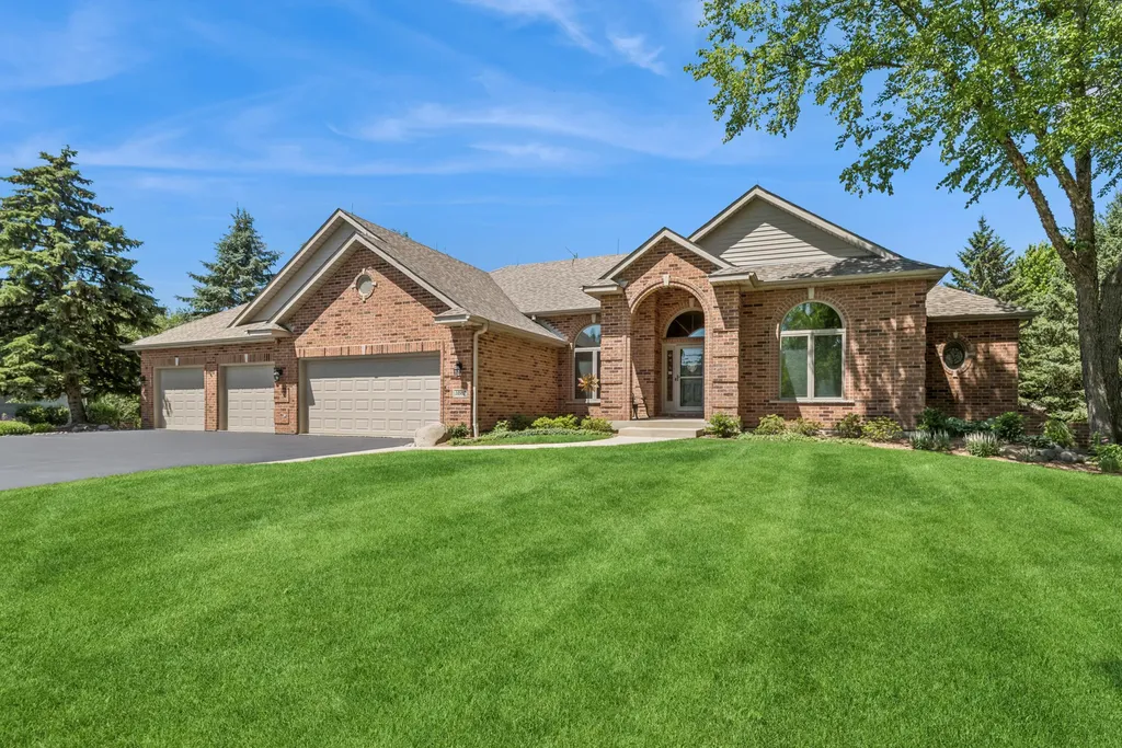 10907 Red Hawk Lane Spring Grove IL 60081