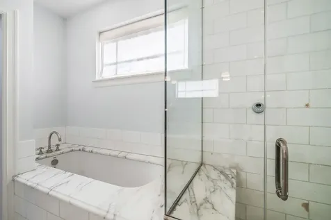 1331 West Wolfram Street Chicago IL 60657