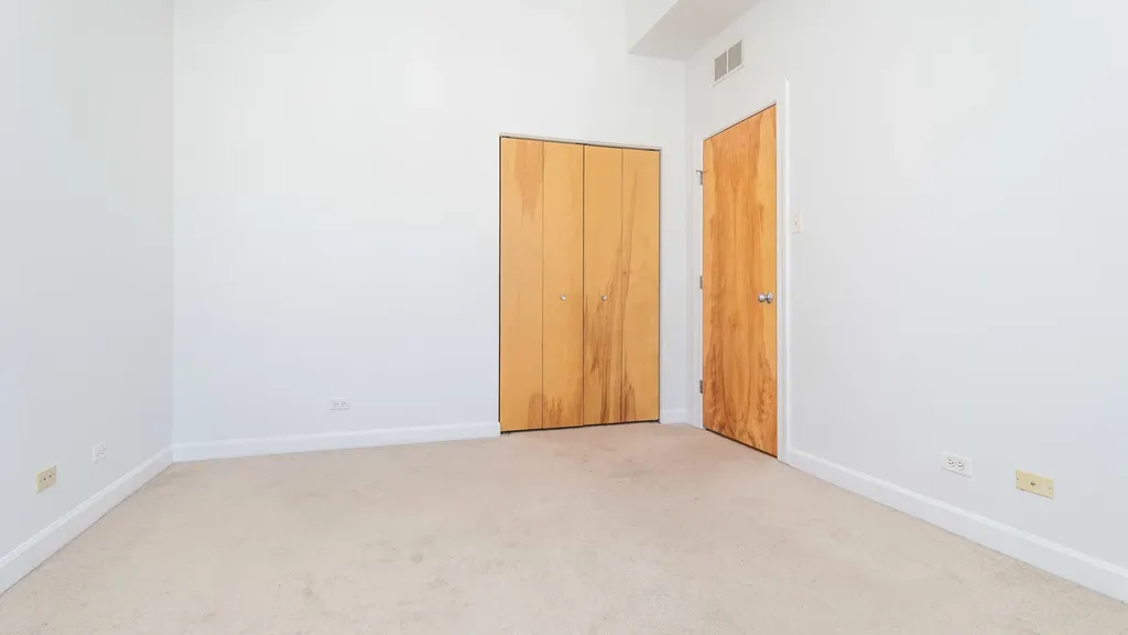 845 West Altgeld Street Chicago IL 60614