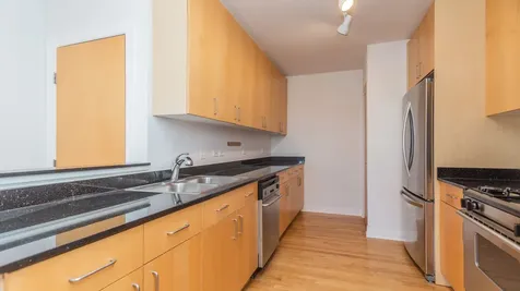 845 West Altgeld Street Chicago IL 60614