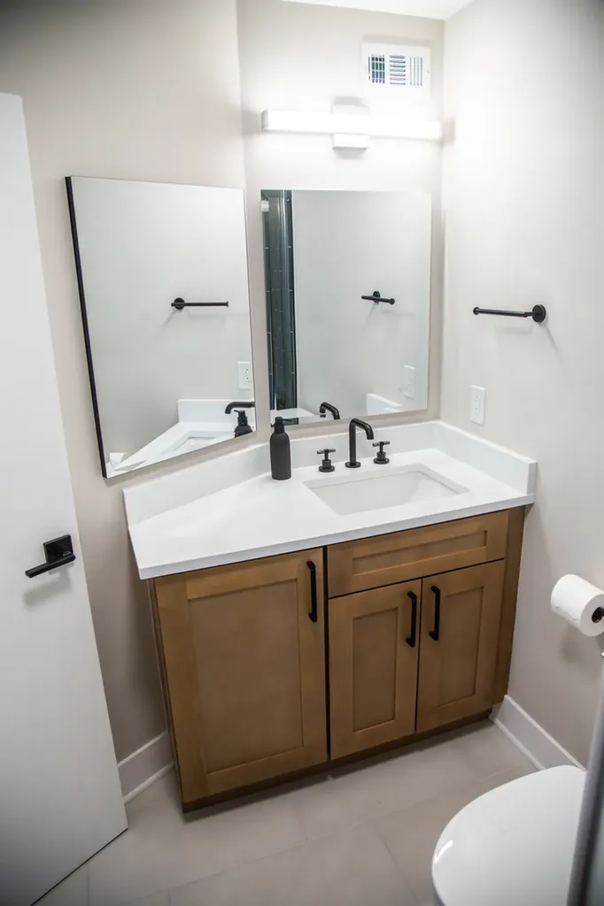 5415 North Sheridan Road Chicago IL 60640