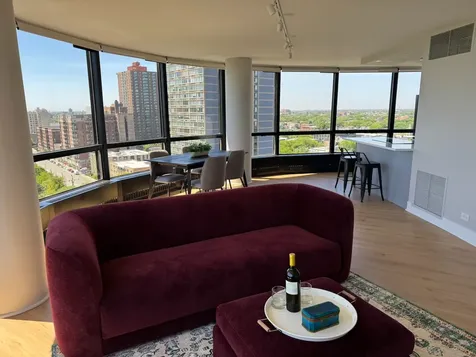 5415 North Sheridan Road Chicago IL 60640