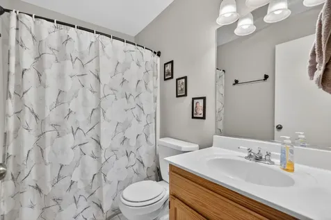 882 Wilshire Lane Crete IL 60417