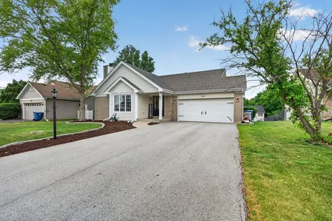 882 Wilshire Lane Crete IL 60417