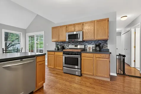 882 Wilshire Lane Crete IL 60417