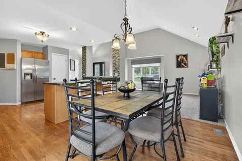 882 Wilshire Lane Crete IL 60417