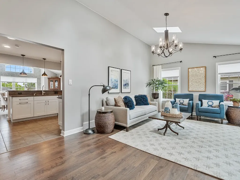 15 West 56th Place Westmont IL 60559