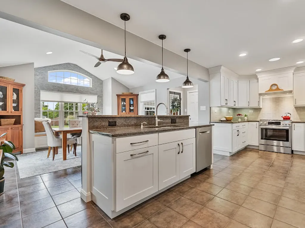 15 West 56th Place Westmont IL 60559