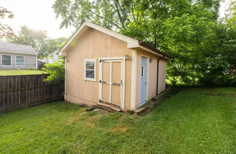 824 Grant Street Bartlett IL 60103